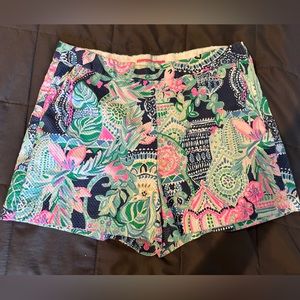 Lilly Pulitzer shorts size 8